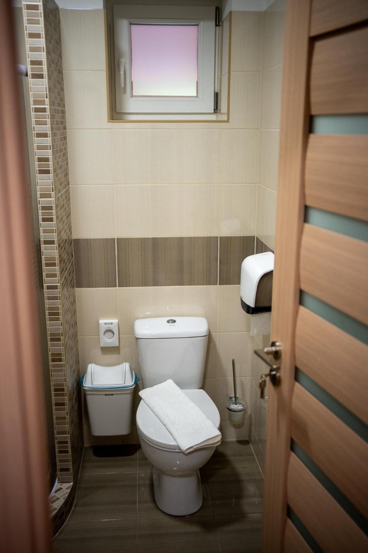 Holiday Apartmanhaz Gyula Exteriör bild